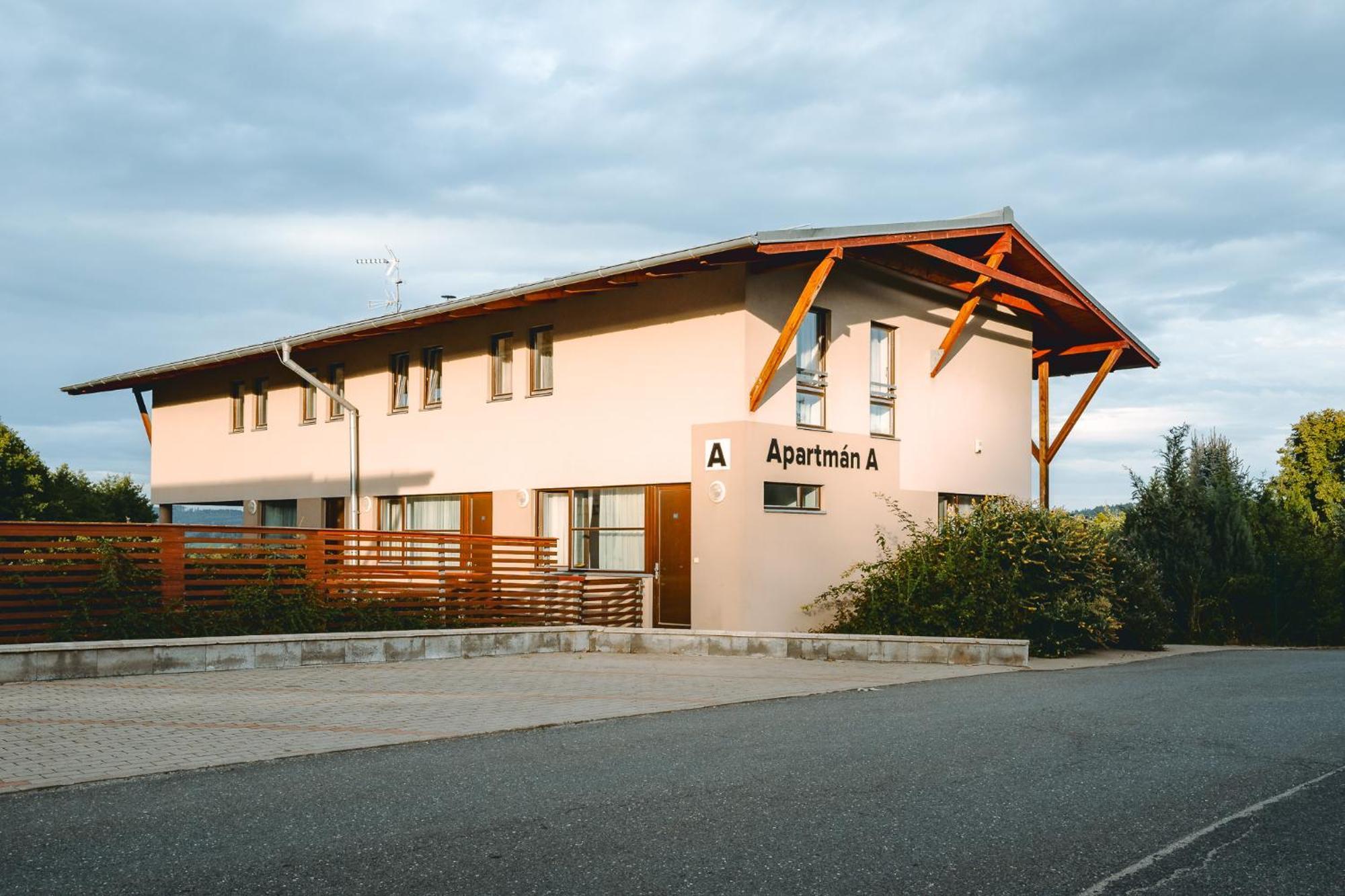 Apartman A5 Pro 3 Osoby - Moninec - Celorocne Dış mekan fotoğraf